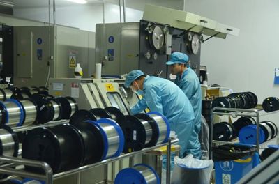 威海臨港經(jīng)濟技術(shù)開發(fā)區(qū)管理委員會 圖文新聞 全員上崗,鉚足干勁忙生產(chǎn)